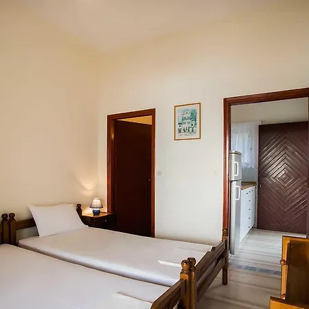 Areti Apartment *