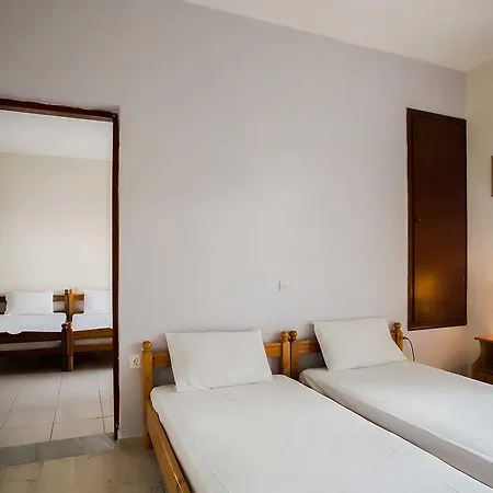 Areti Apartman Paramónasz