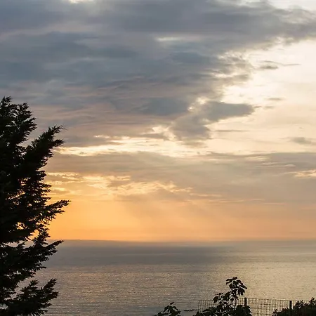 Areti Apartman Paramónasz